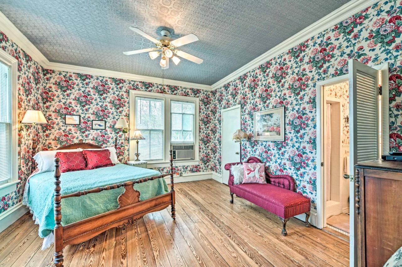 The Lilly House Historic Glen Rose Home With Porch! Kültér fotó
